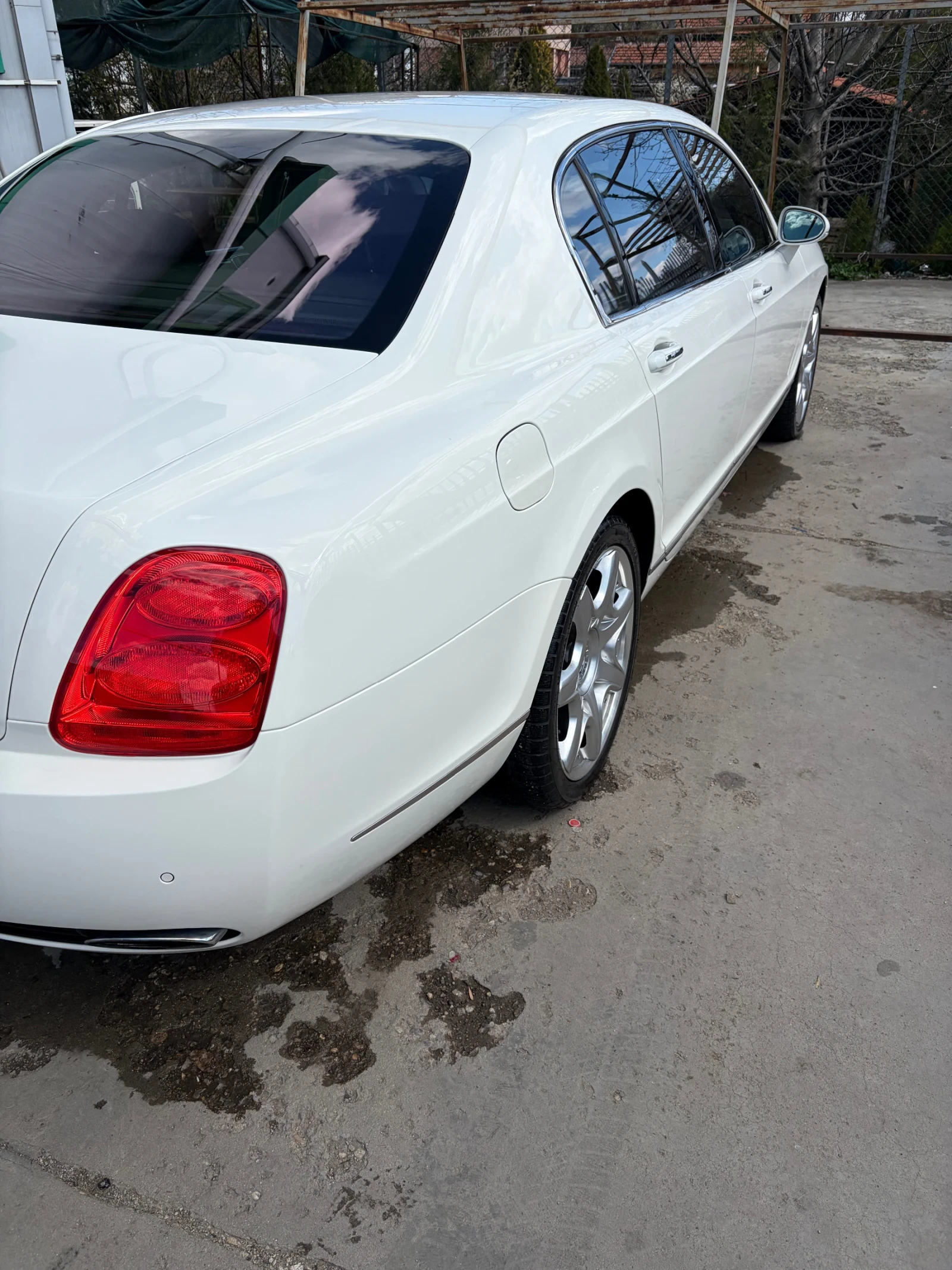 Bentley Flying Spur Бартер- Лизинг, снимка 4 - Автомобили и джипове - 55405409