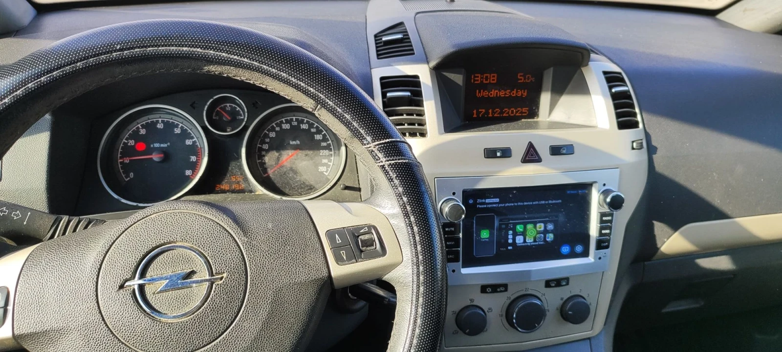 Opel Zafira, снимка 2 - Автомобили и джипове - 55748559