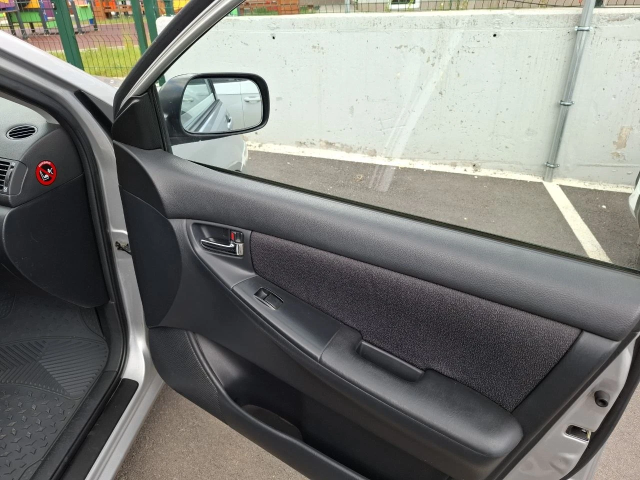 Toyota Corolla D4D, снимка 6 - Автомобили и джипове - 55810027