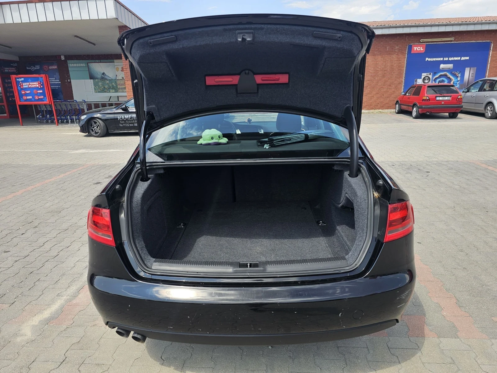 Audi A4, снимка 7 - Автомобили и джипове - 55940582