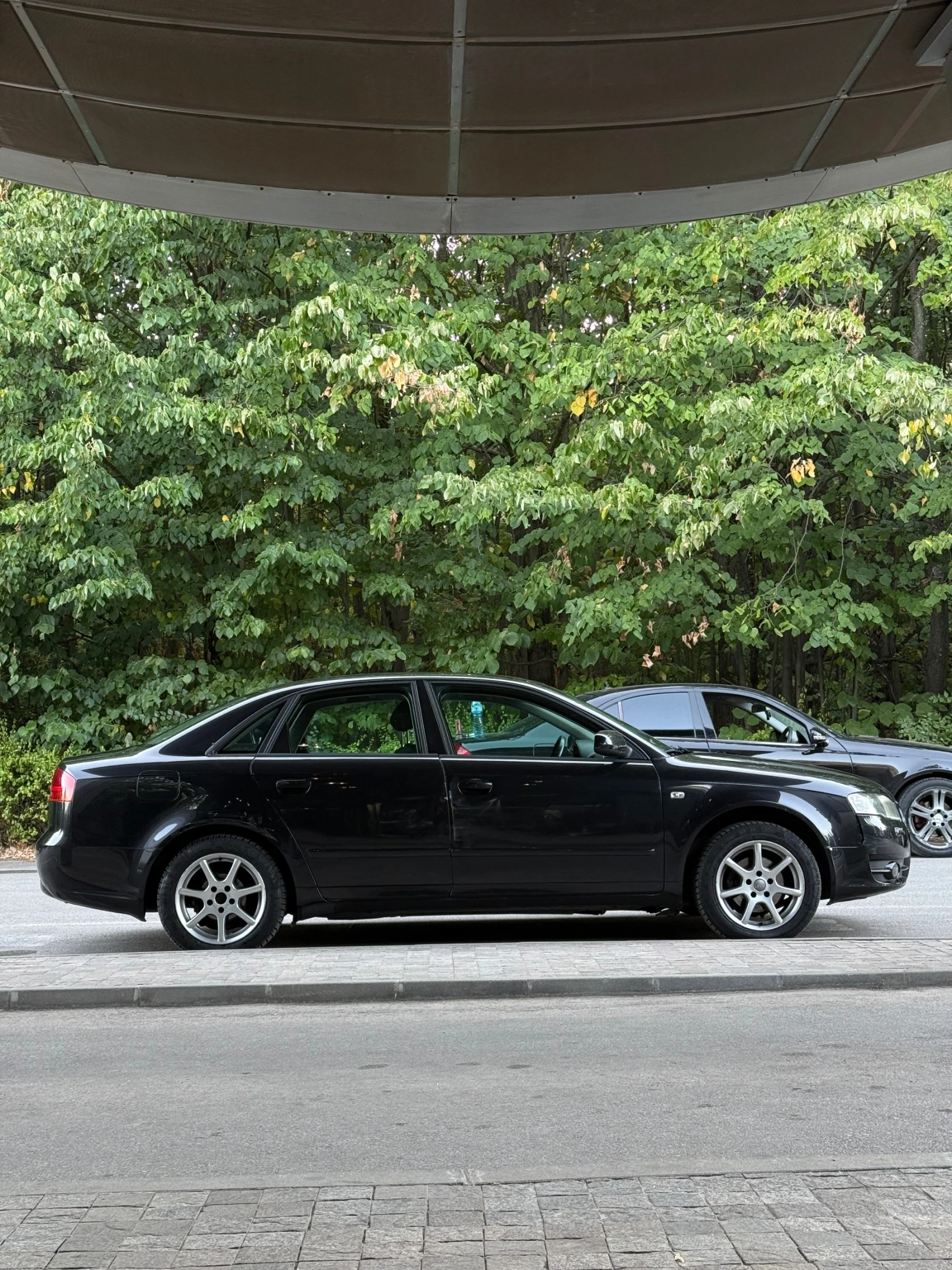 Audi A4 1.6, снимка 5 - Автомобили и джипове - 56018456