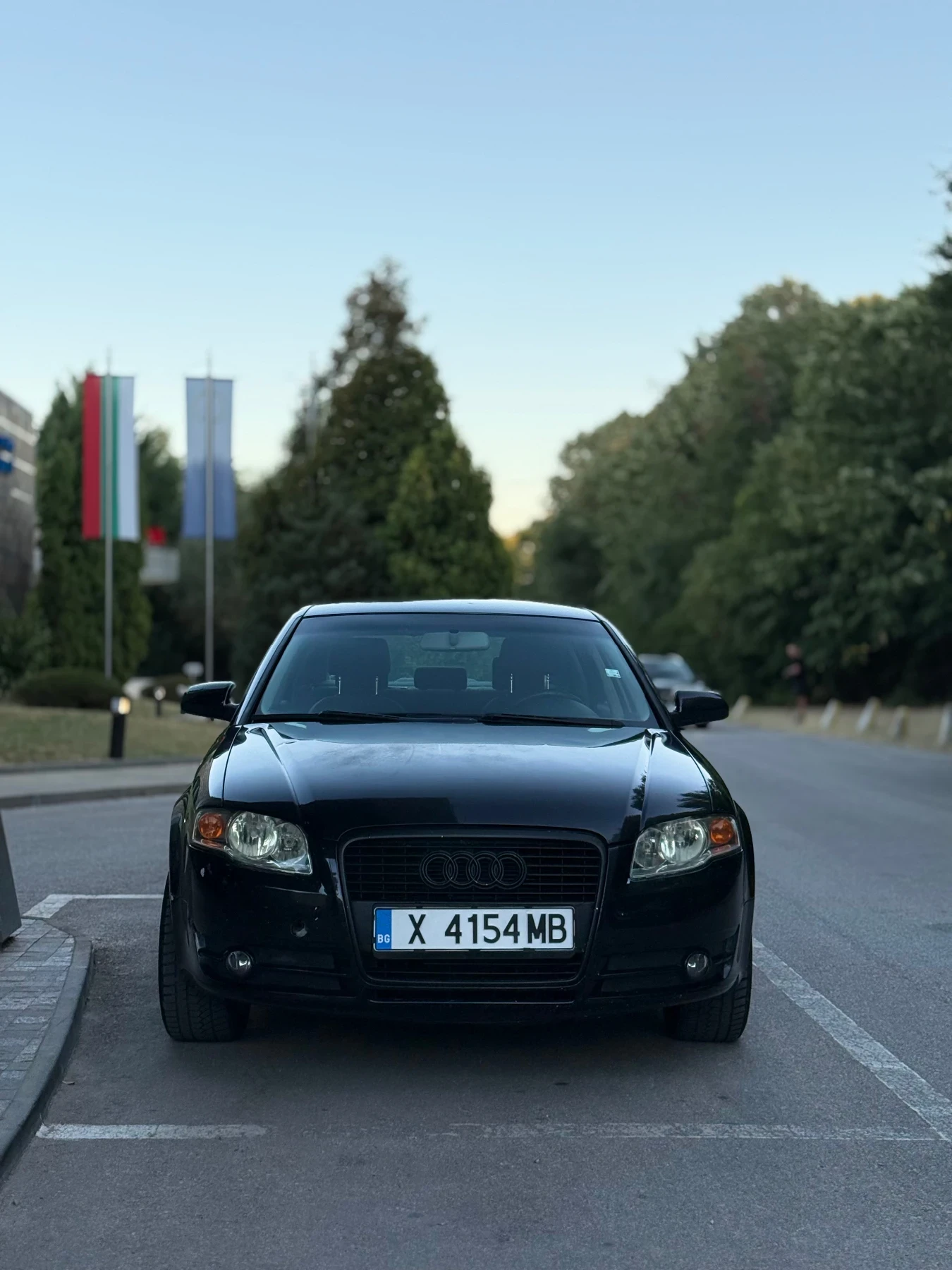 Audi A4 1.6, снимка 3 - Автомобили и джипове - 56018456