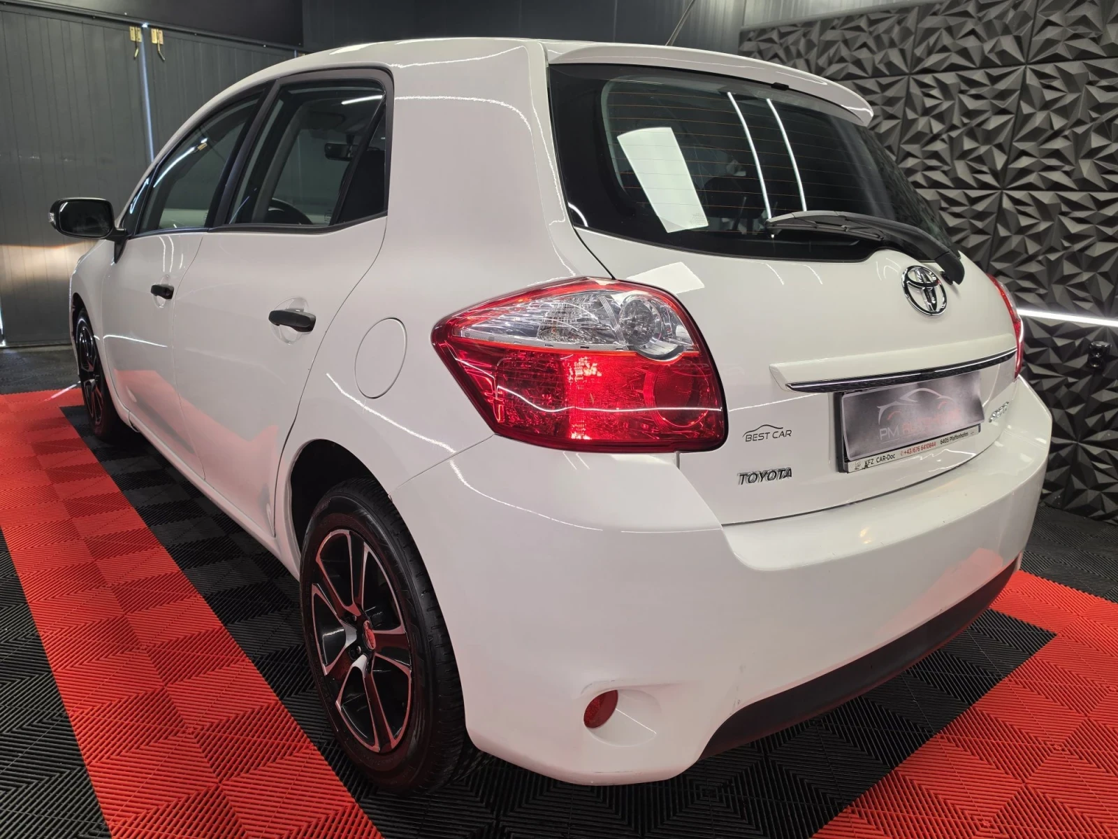Toyota Auris 1.4D-4D* FACELIFT* 90��* PWR HEAT* �����* EURO5 | Mobile.bg � ����������� 3
