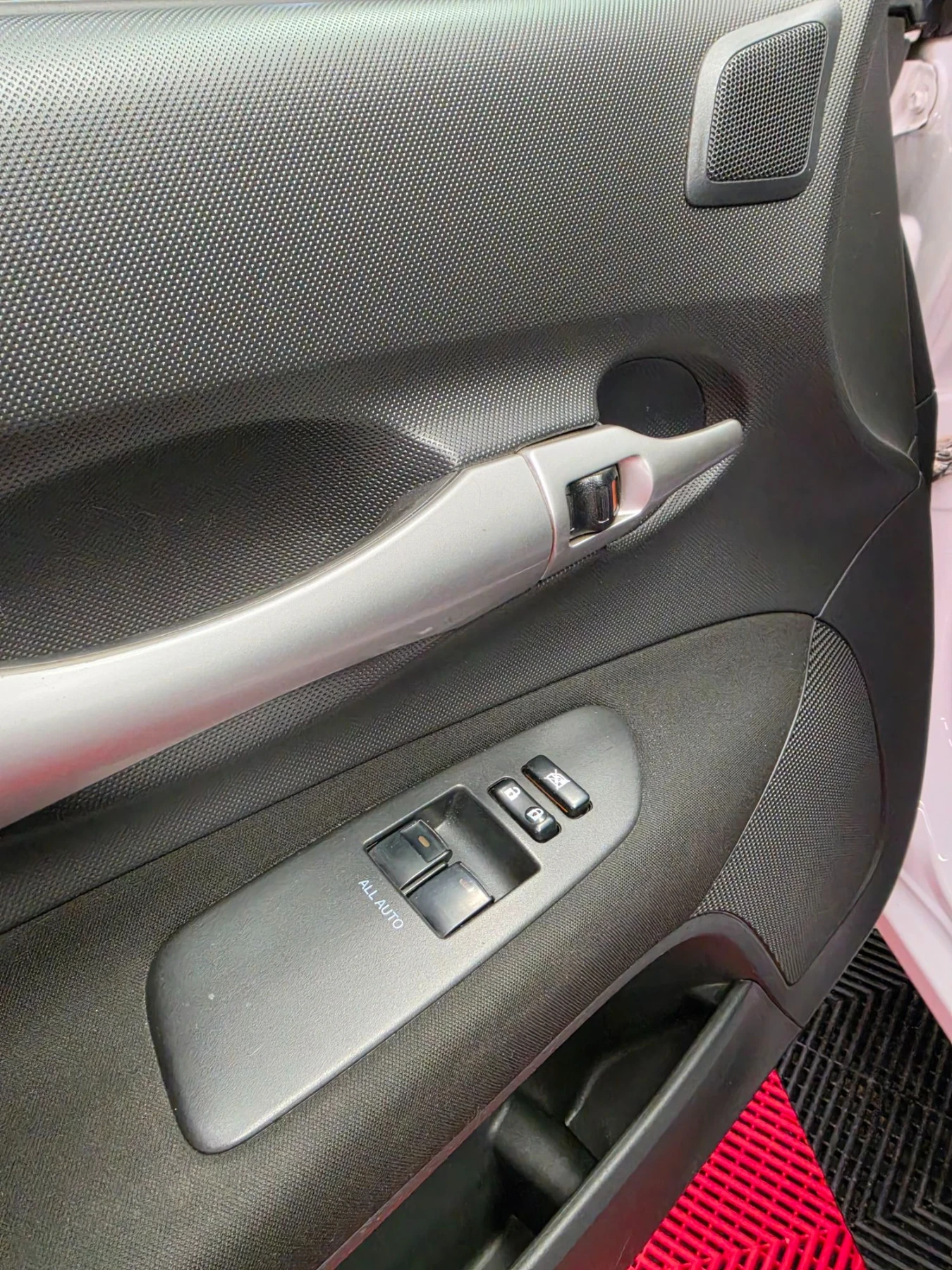 Toyota Auris 1.4D-4D* FACELIFT* 90��* PWR HEAT* �����* EURO5 | Mobile.bg � ����������� 12
