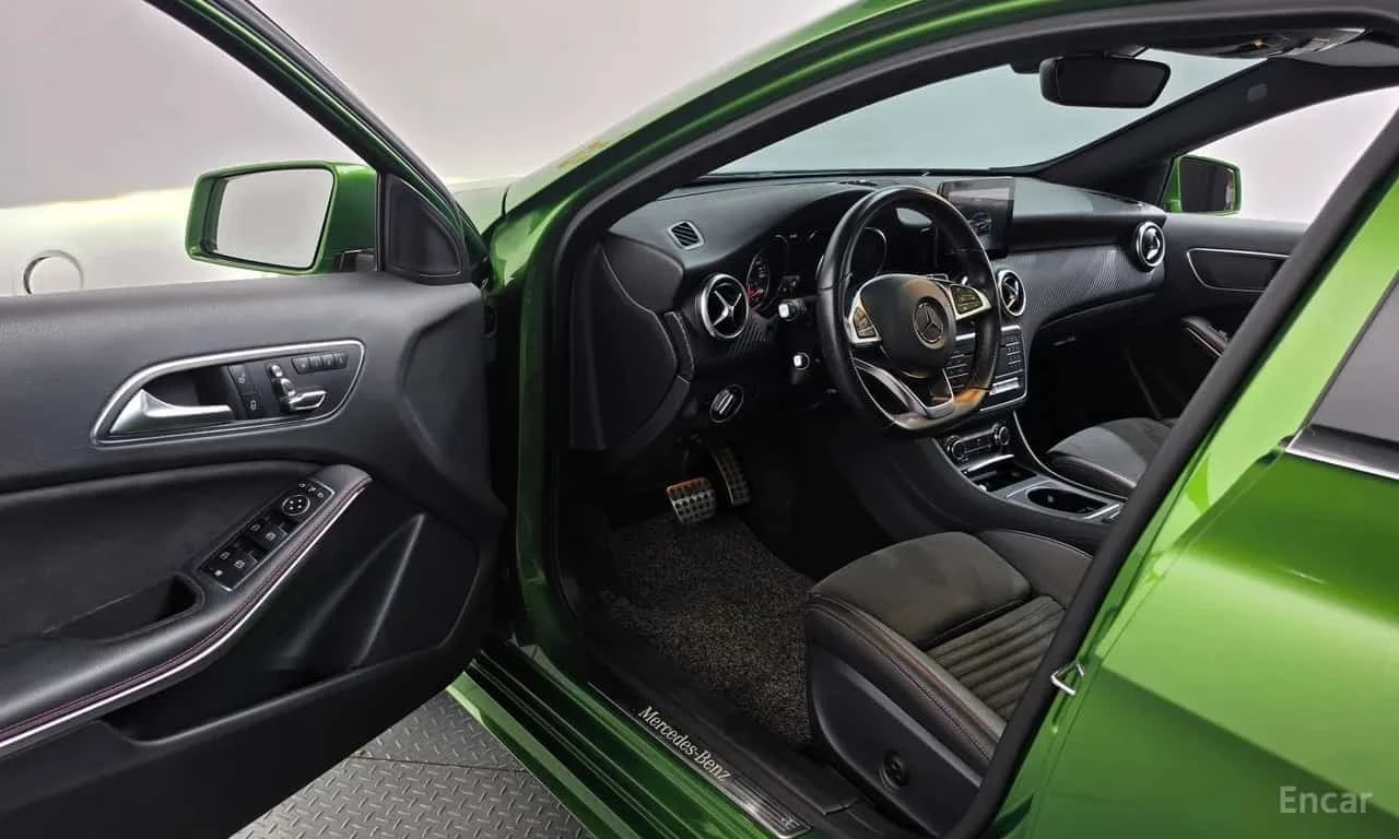 Mercedes-Benz A 200 * AMG Line * ��������� ���� �� �������� *  | Mobile.bg � ����������� 10