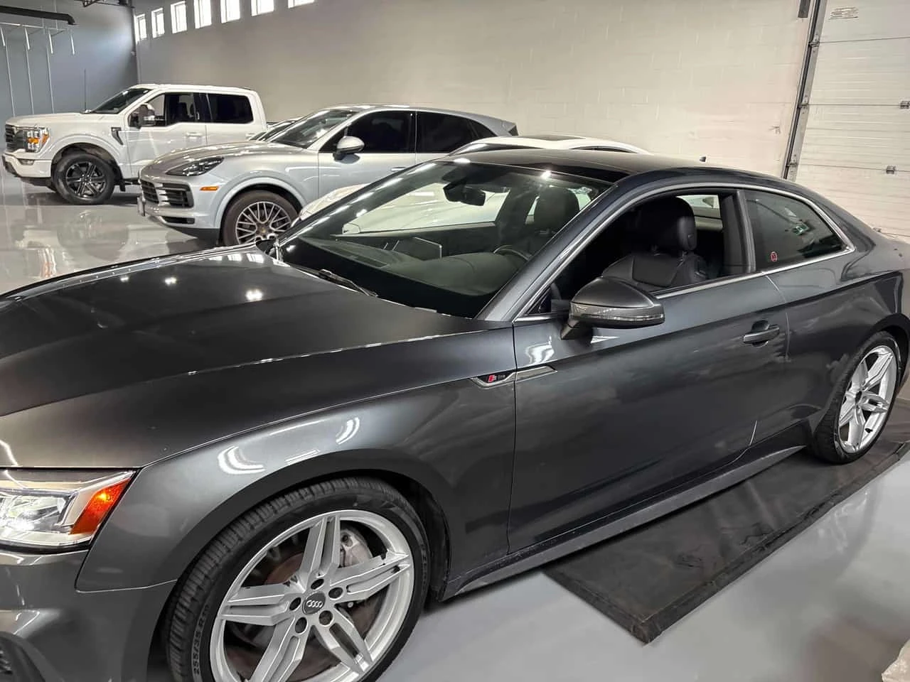 Audi Coupe * Progressiv * CARFAX * ПОДГРЕВ * ФИНАНСИРАНЕ * , снимка 2 - Автомобили и джипове - 56716683