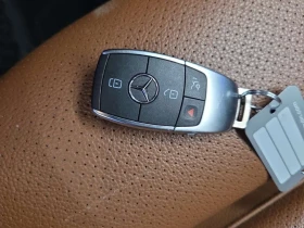 Mercedes-Benz GLC 300 ПАНОРАМА| ПАМЕТ| 360 КАМЕРИ| CARFAX| , снимка 9