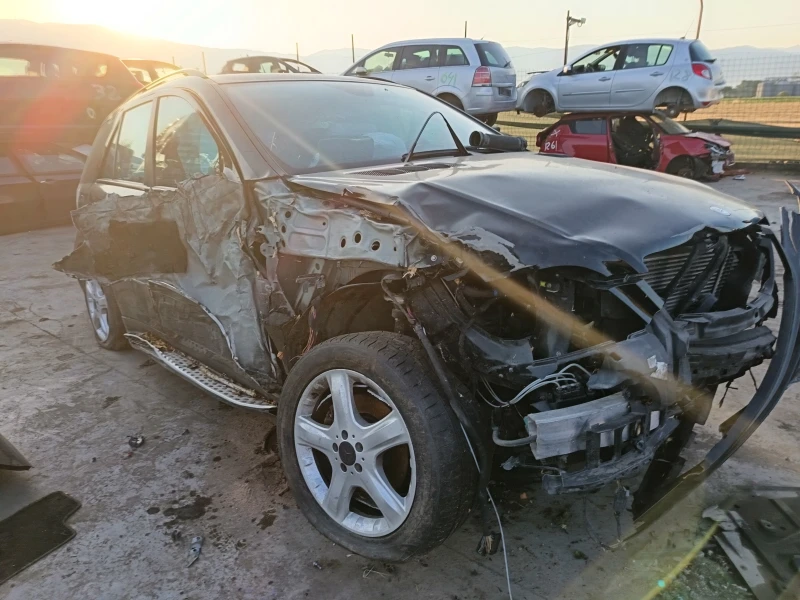 Mercedes-Benz ML 320 320cdi, снимка 5 - Автомобили и джипове - 51041412