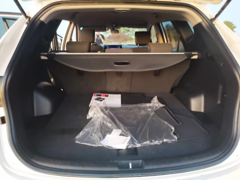 Hyundai Santa fe 2.0CRDI-SWISS, снимка 3 - Автомобили и джипове - 52098630