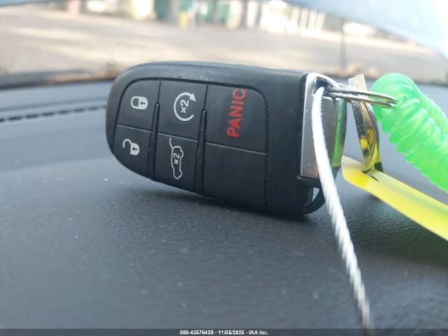 Jeep Grand cherokee Penta* FREEDOM* BLIND SPOT* HILL START* REMOTE STA, снимка 14 - Автомобили и джипове - 52921731