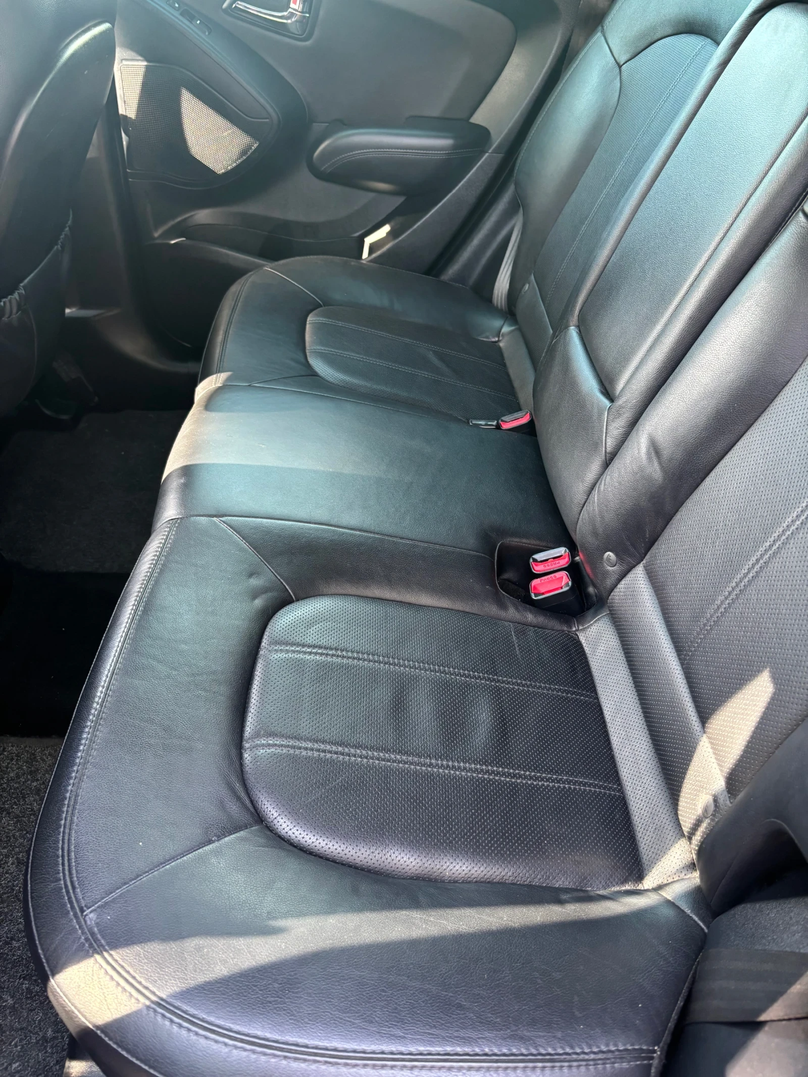 Hyundai IX35 2.0CRDi 4x4  - изображение 9