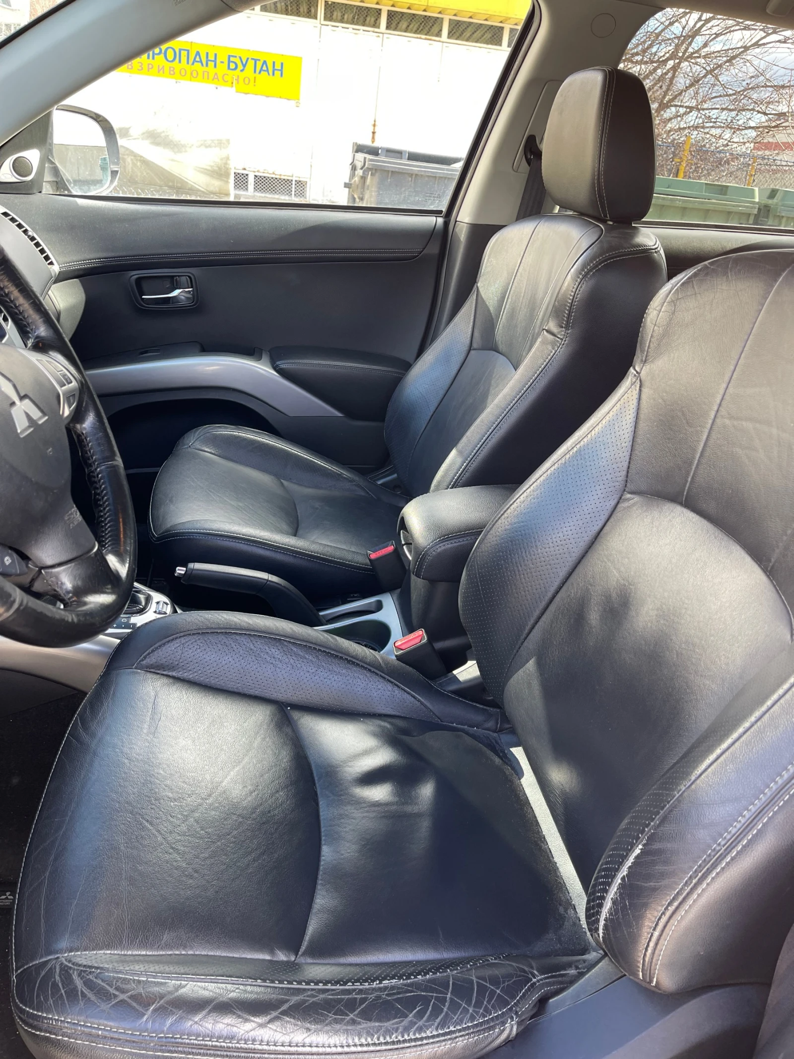Mitsubishi Outlander 2.2 4x4 FULLАвтоматик/Нави/Камера/Кожа/Ксенон  - изображение 6