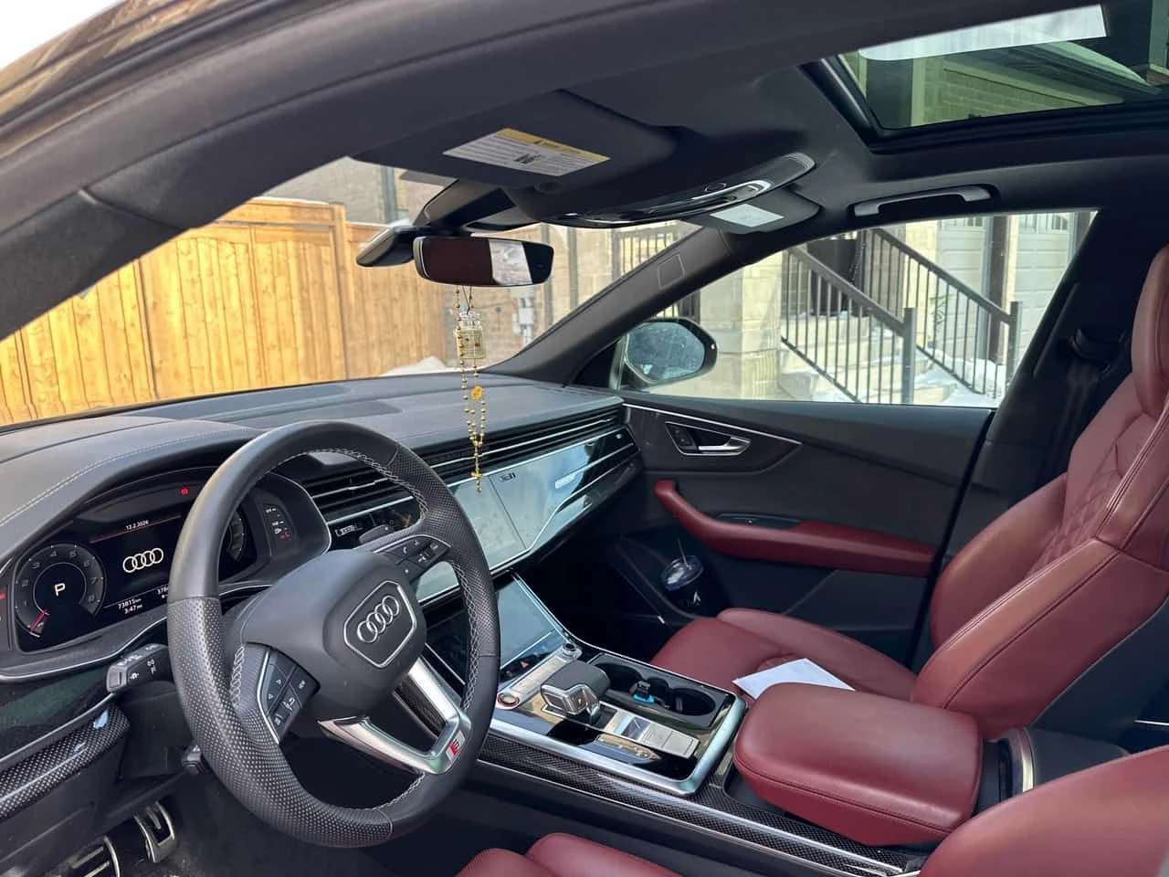 Audi SQ8 * ХЕД ЪП* ДИСТРОНИК * 360 * ПОДГРЕВИ, снимка 14 - Автомобили и джипове - 53816921