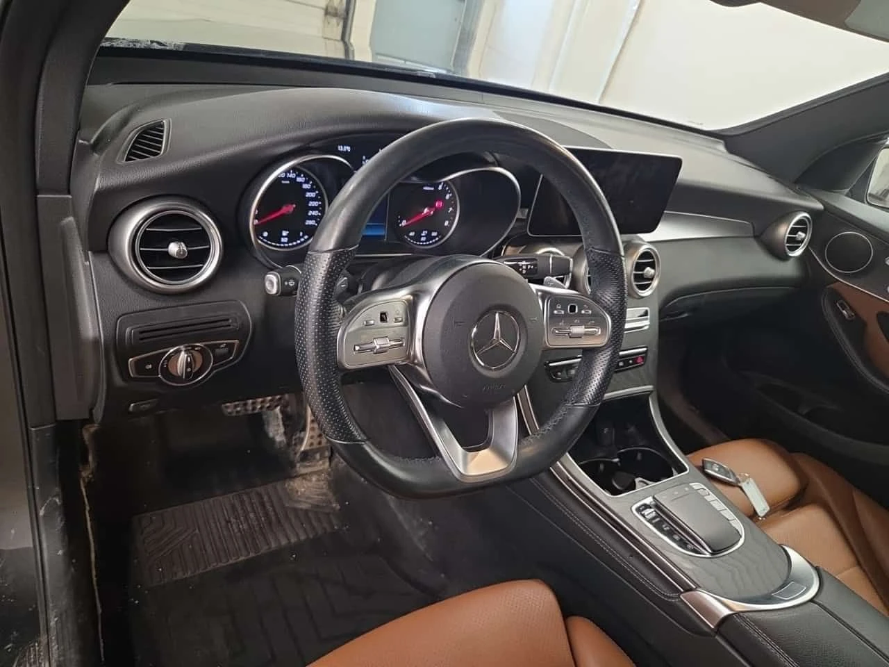 Mercedes-Benz GLC 300 ��������| �����| 360 ������| CARFAX|  | Mobile.bg � ����������� 11