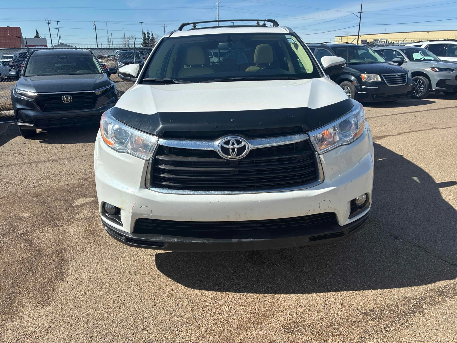 Toyota Highlander XLE * * 7 МЕСТА * * CARFAX * * АВТО КРЕДИТ * * , снимка 2 - Автомобили и джипове - 54176409