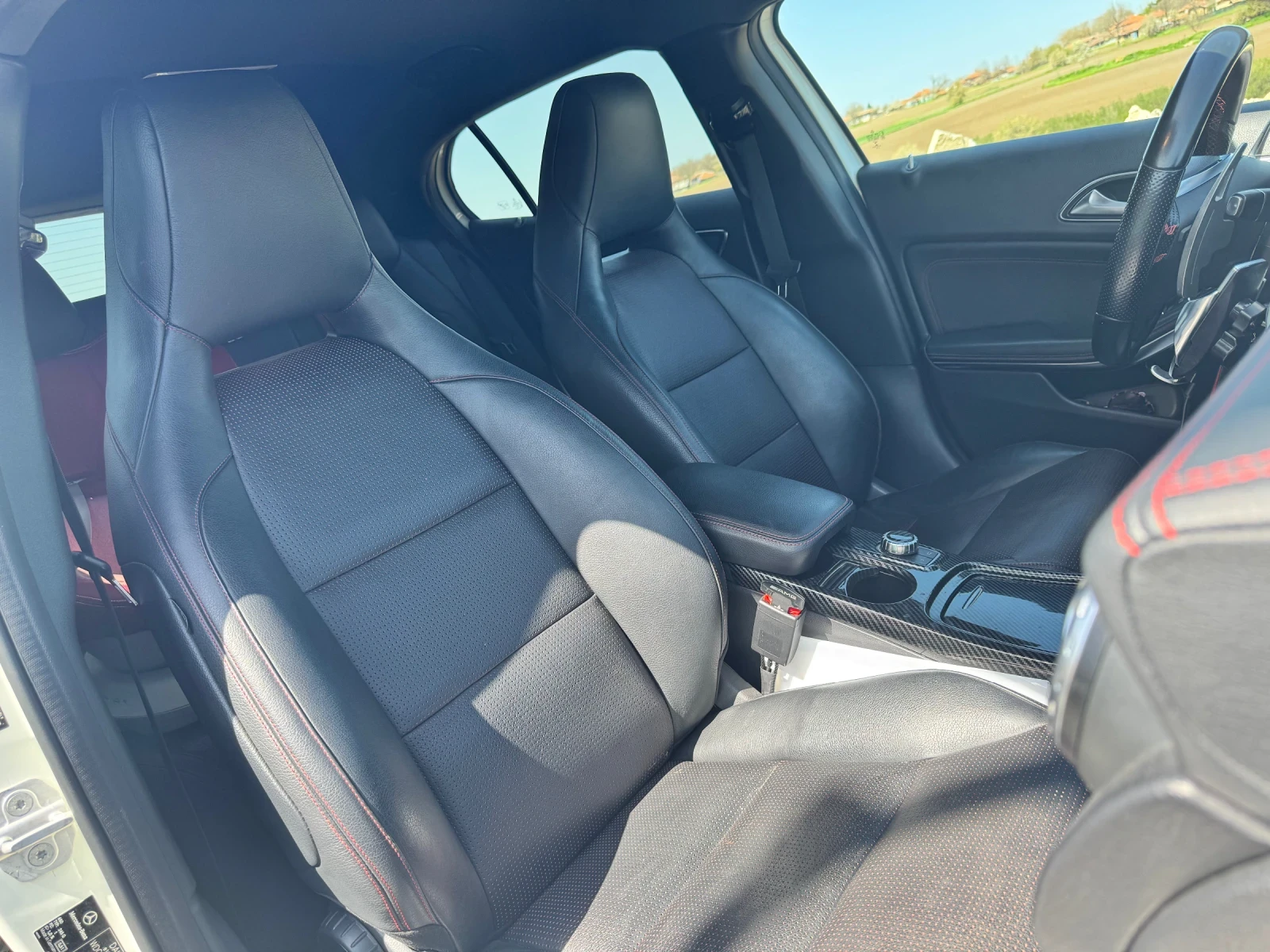 Mercedes-Benz GLA 220 AMG 4 Matic, снимка 14 - Автомобили и джипове - 54228381