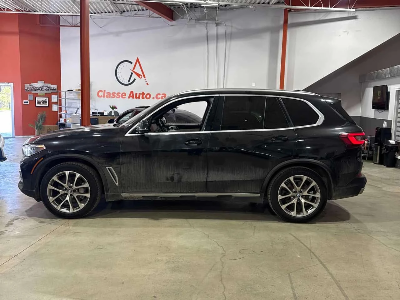 BMW X5 * XDRIVE40I * CARFAX * HEAD-UP * PANO * ПОДГРЕВИ, снимка 2 - Автомобили и джипове - 54647823