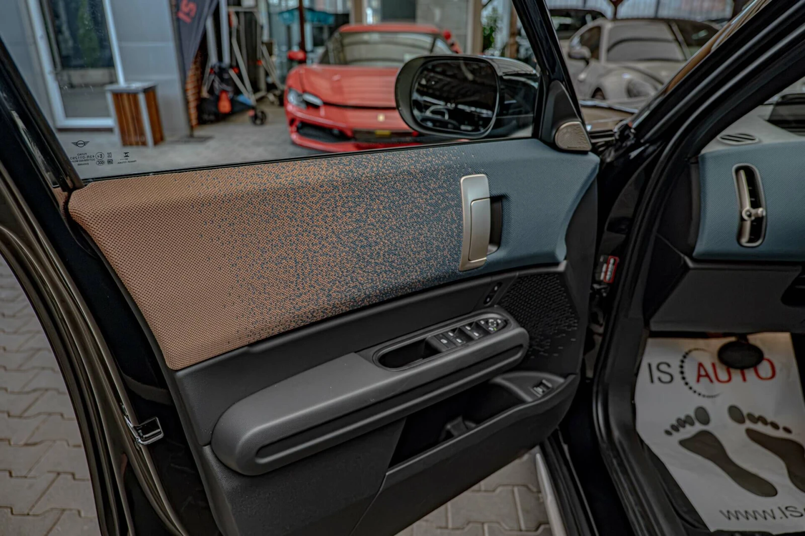 Mini Countryman 4 ALL SE/Harman Kardon/HuD/Камера 360/ACC/Панорама, снимка 7 - Автомобили и джипове - 55206934