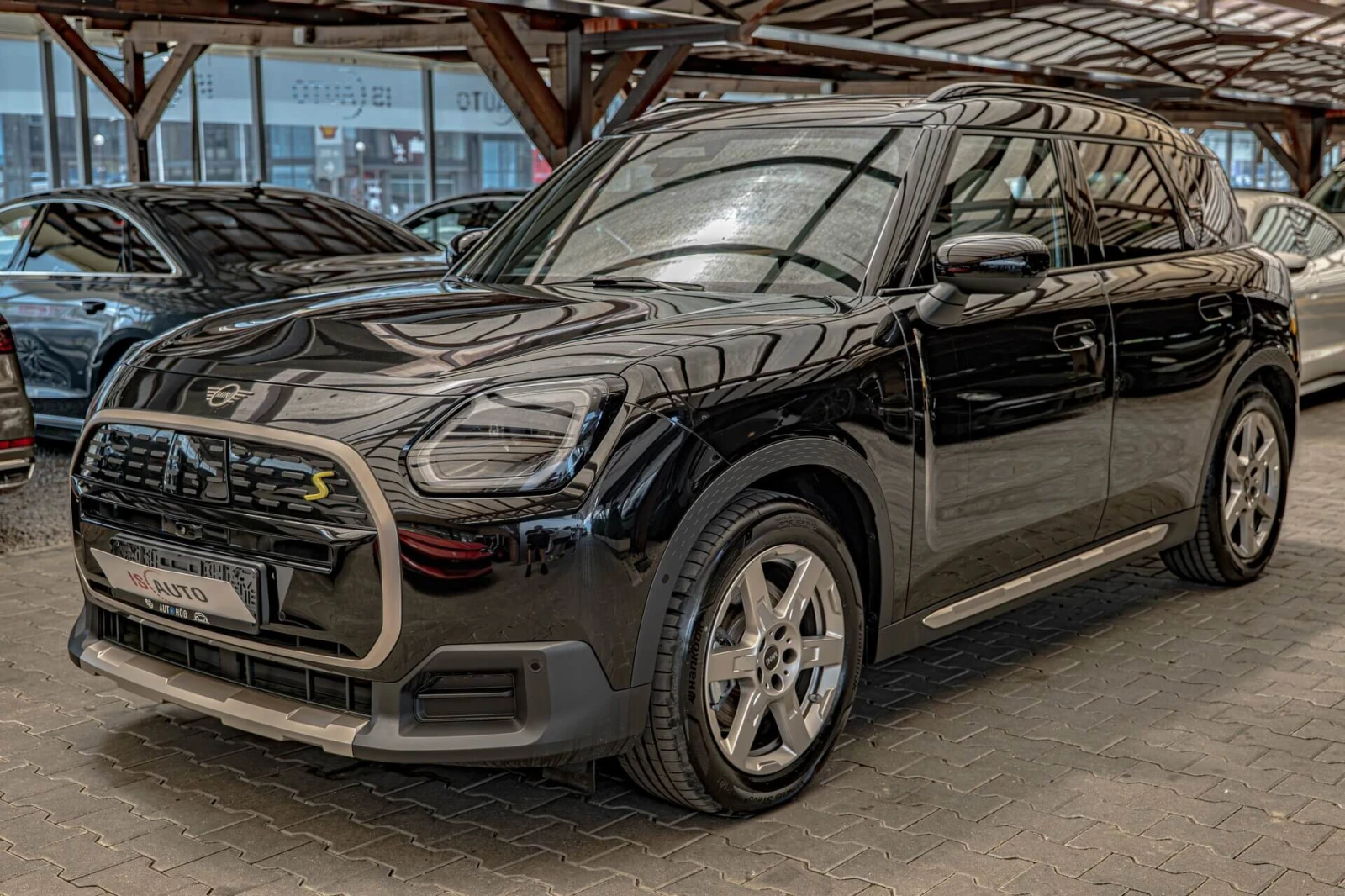 Mini Countryman 4 ALL SE/Harman Kardon/HuD/Камера 360/ACC/Панорама, снимка 3 - Автомобили и джипове - 55206934
