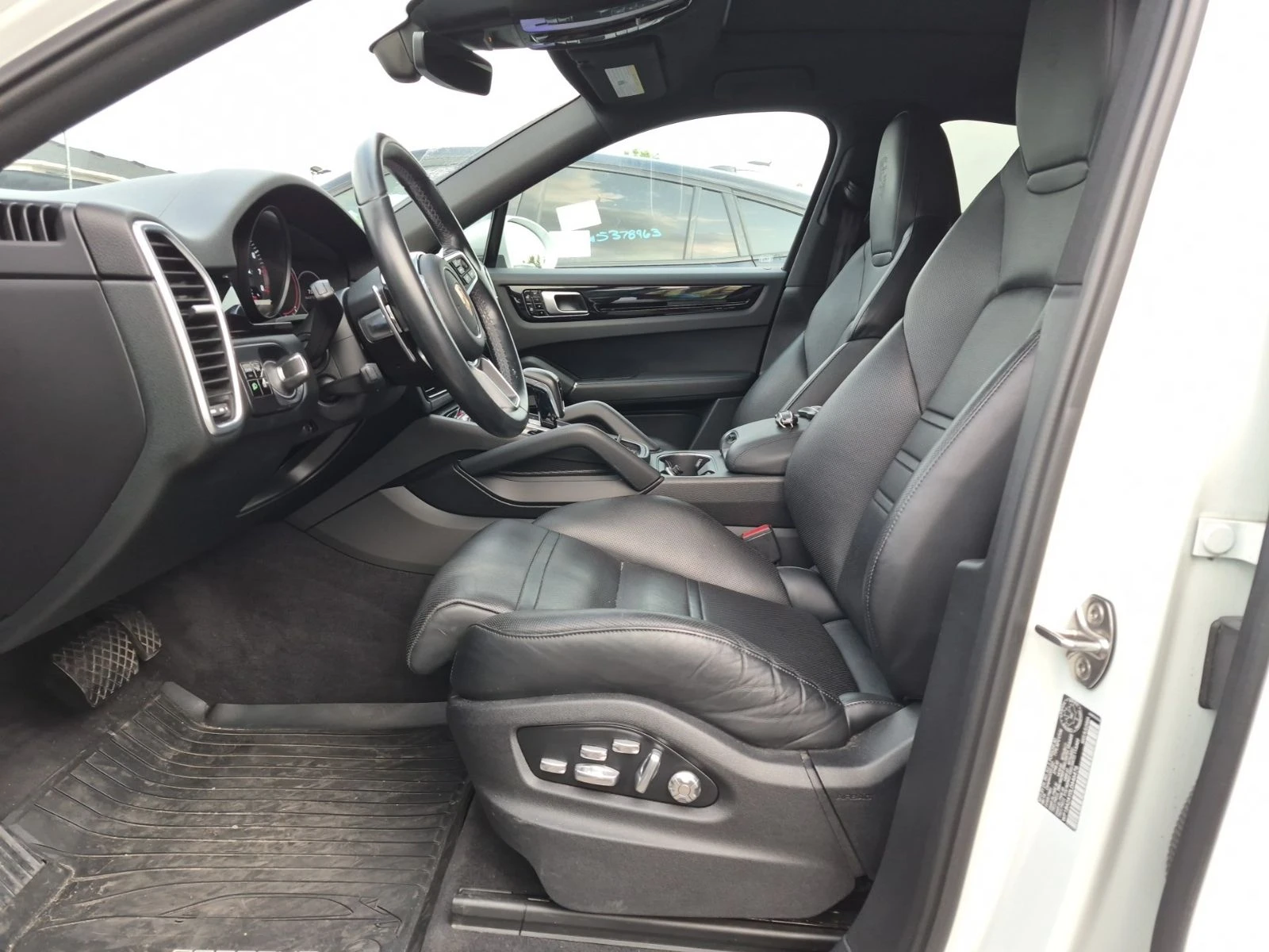 Porsche Cayenne * COUPE AWD * CARFAX * ЦЕНА ДО БГ, снимка 5 - Автомобили и джипове - 55693164
