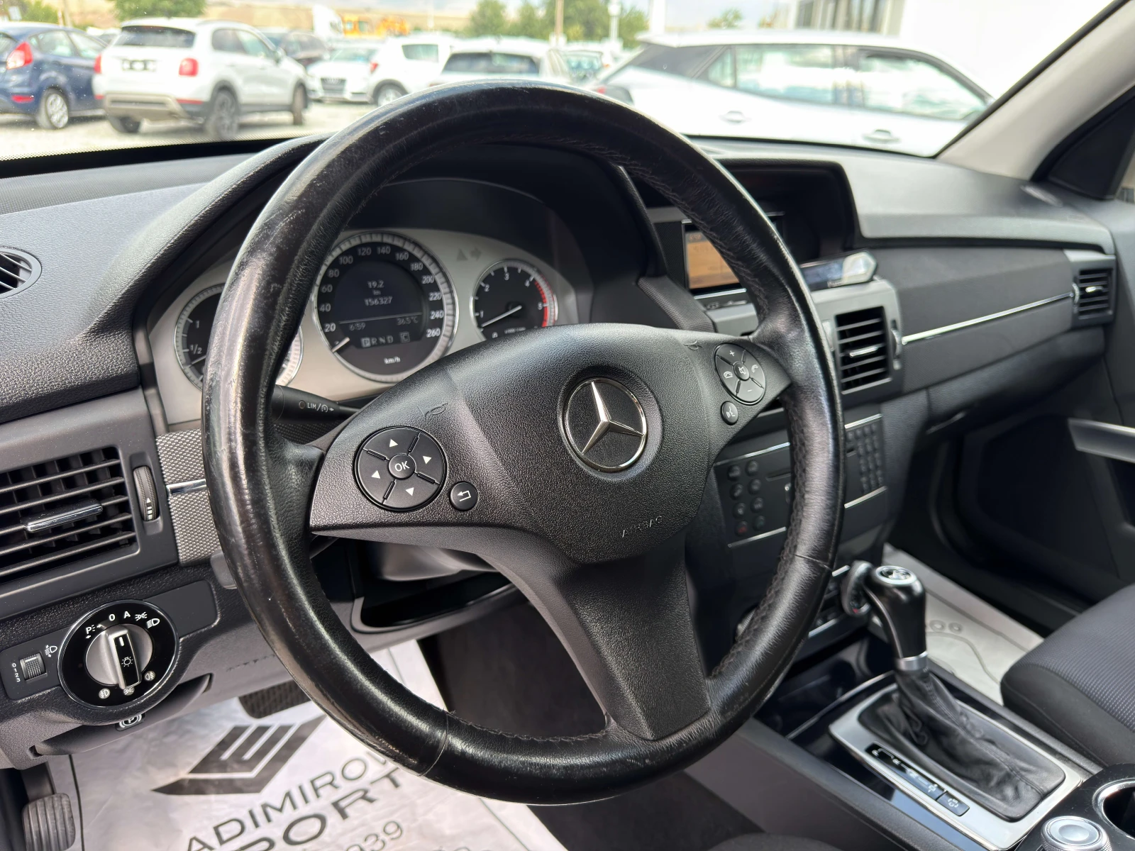 Mercedes-Benz GLK 320 4-MATIC/ РЕАЛНИ КМ / 1 - СОБСТВЕНИК/ БЕЗ РЪЖДА, снимка 13 - Автомобили и джипове - 55835995