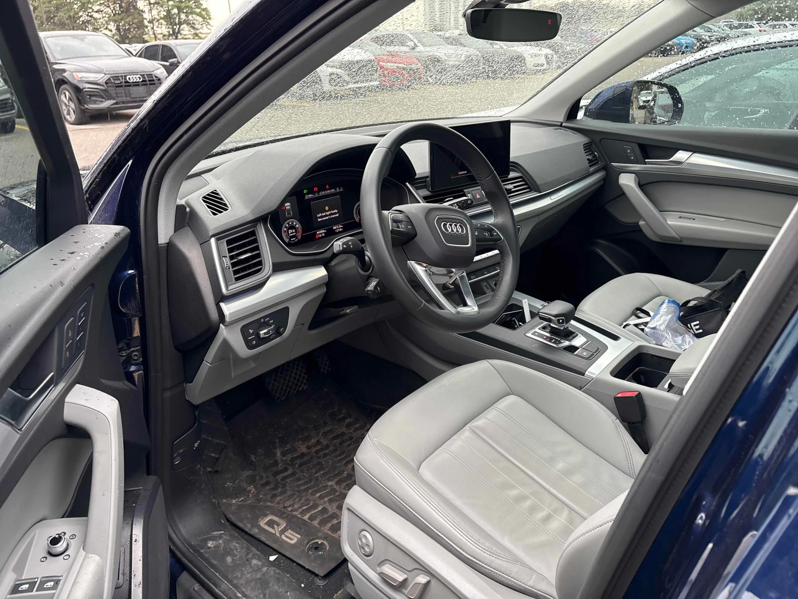 Audi Q5 * Progressiv * CARFAX * ОПЦИЯ ЗА ФИНАНСИРАНЕ , снимка 16 - Автомобили и джипове - 55988055