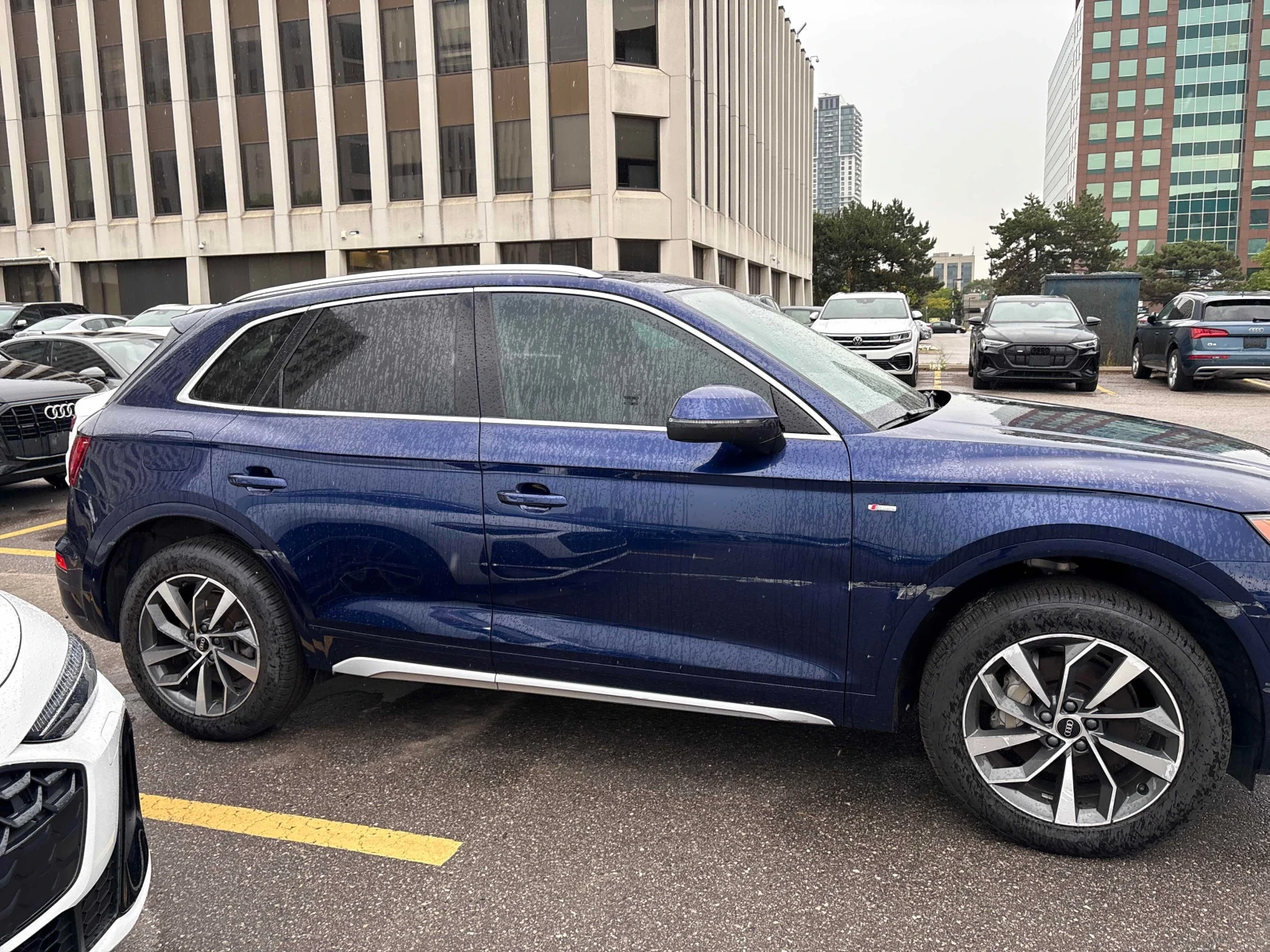 Audi Q5 * Progressiv * CARFAX * ОПЦИЯ ЗА ФИНАНСИРАНЕ , снимка 14 - Автомобили и джипове - 55988055