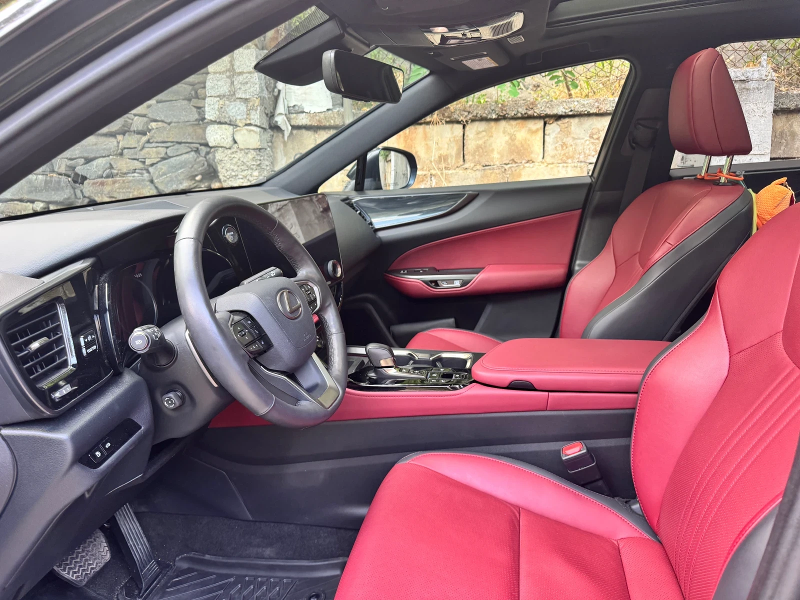 Lexus NX 350h, снимка 10 - Автомобили и джипове - 56032131