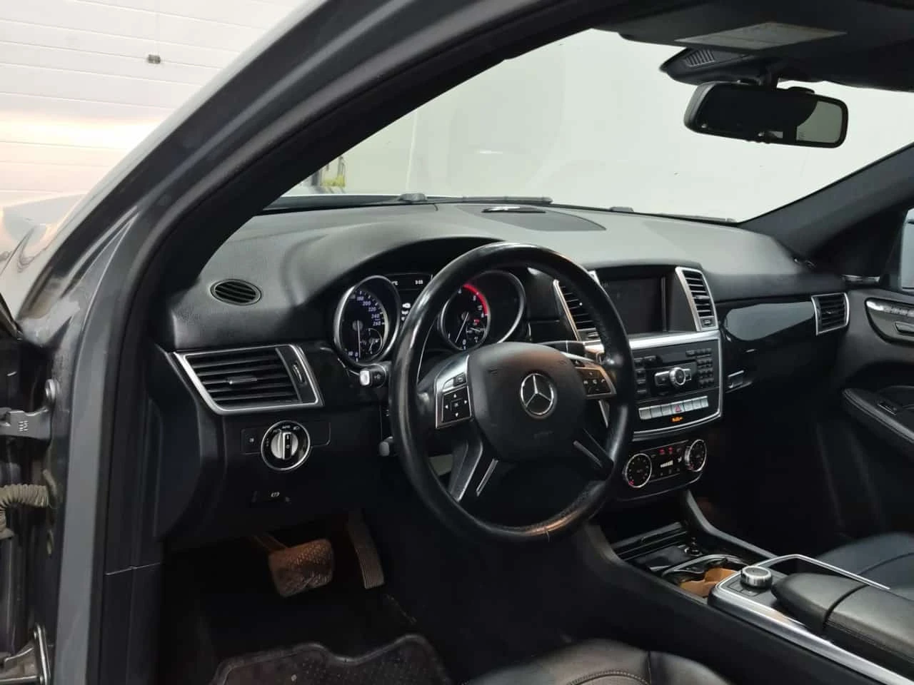 Mercedes-Benz ML 350 * 4matic 4dr Bluetec * CARFAX * ���������� | Mobile.bg � ����������� 10