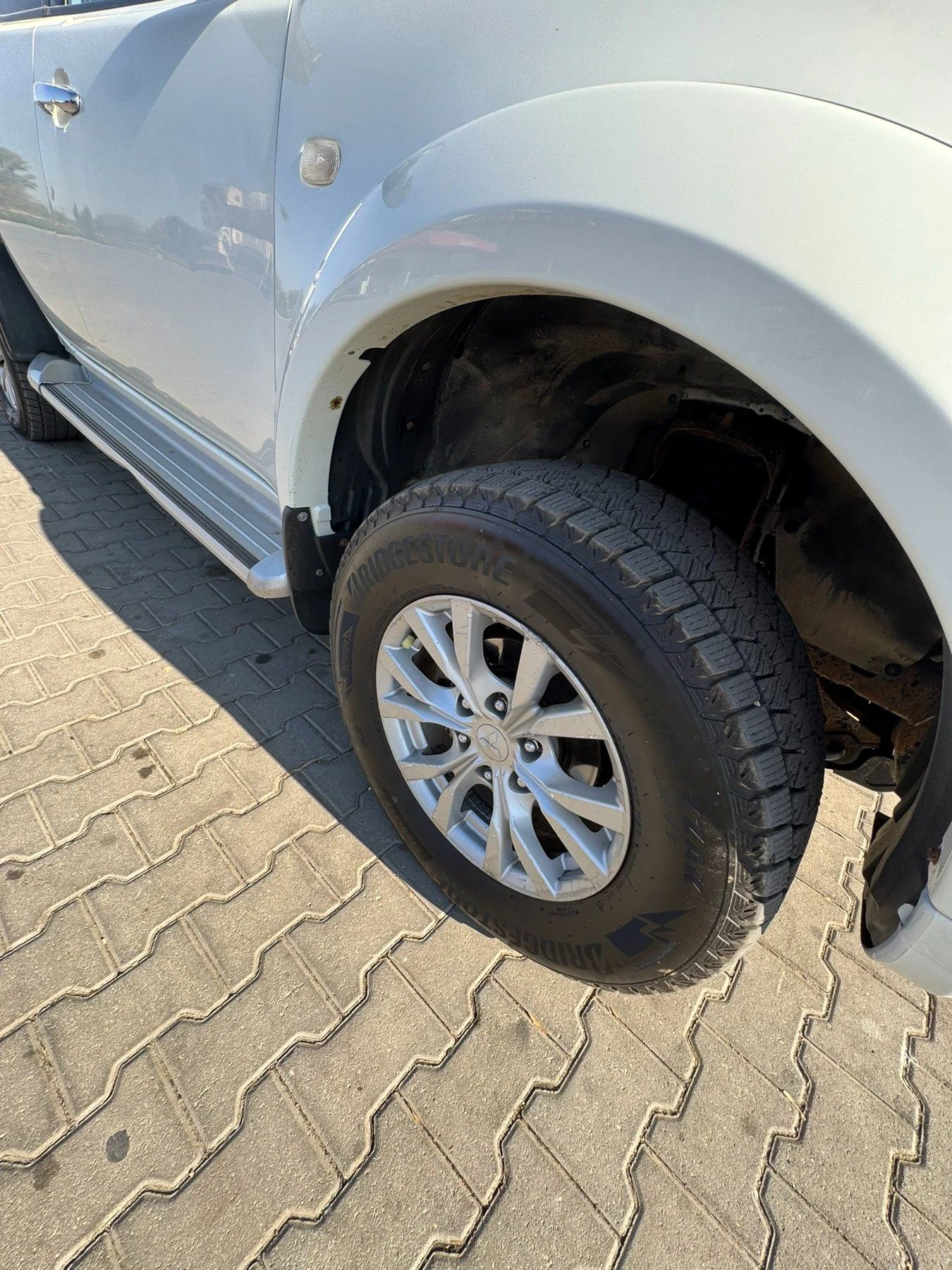 Mitsubishi L200 Бордови , снимка 9 - Автомобили и джипове - 56661056