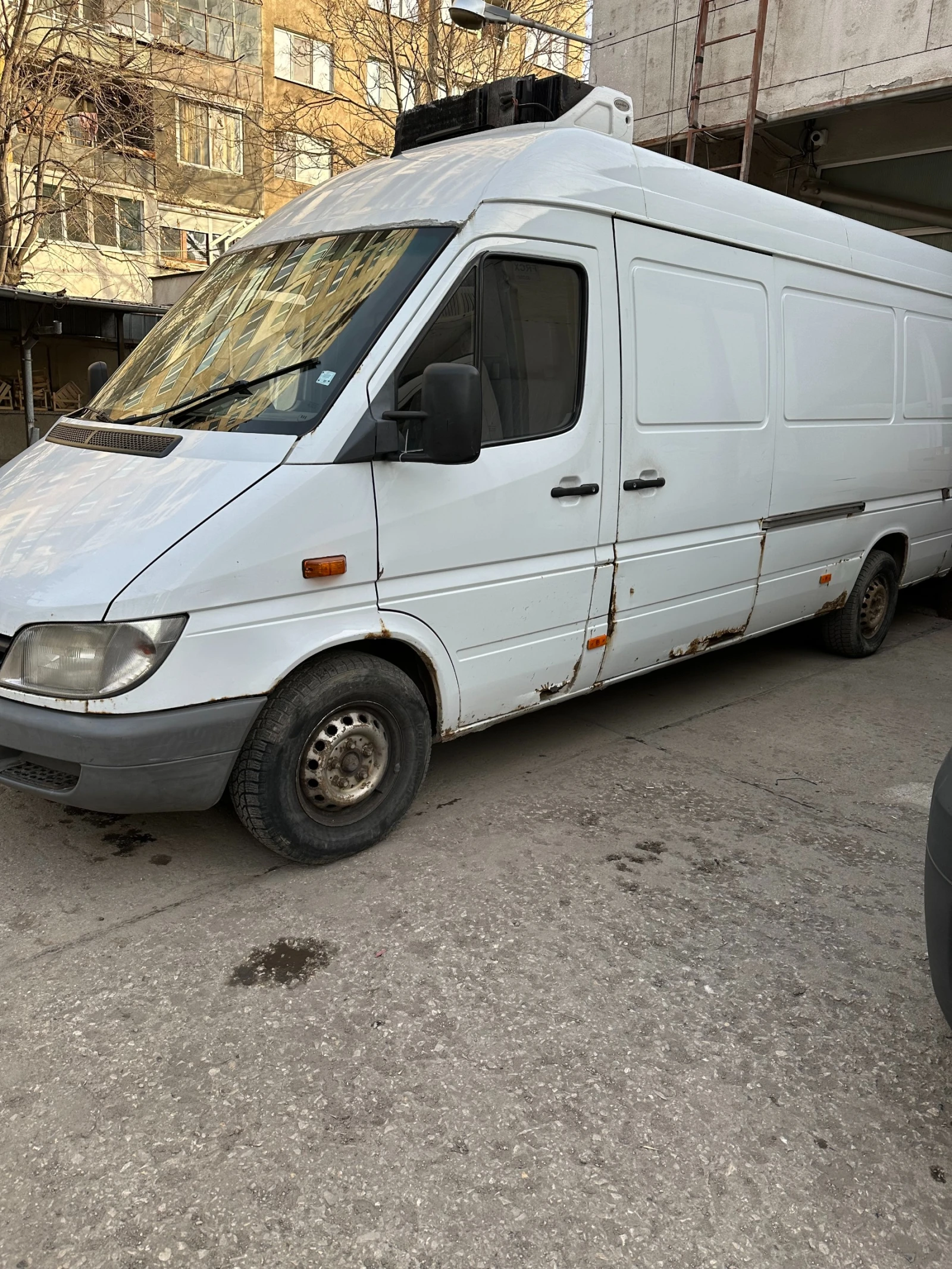 Mercedes-Benz 313, снимка 2 - Бусове и автобуси - 55539620