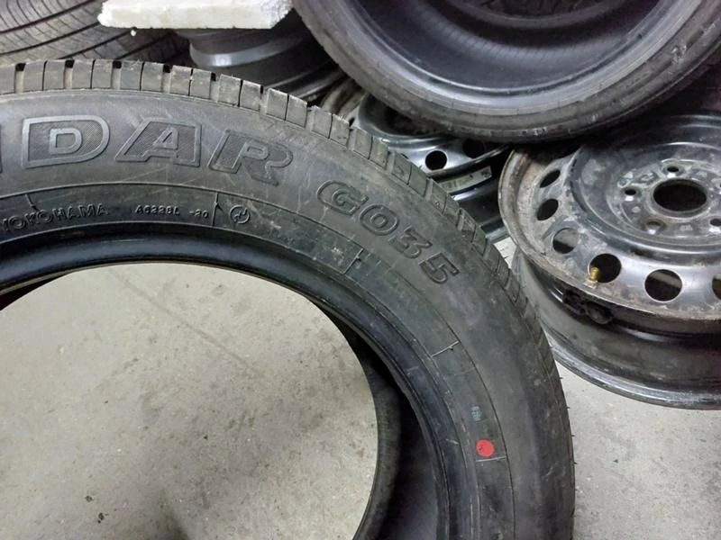 Гуми Летни 215/60R16, снимка 6 - Гуми и джанти - 35813697