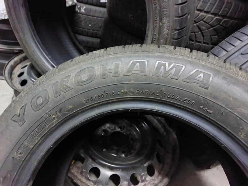 Гуми Летни 215/60R16, снимка 3 - Гуми и джанти - 35813697