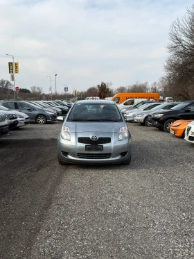 Toyota Yaris 1.0 | 168 806 км., снимка 2