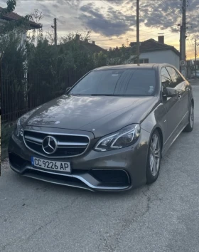 Mercedes-Benz E 350 4MATIC, снимка 2