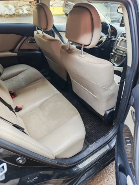 Toyota Avensis 2.0 124кс д4д, снимка 8