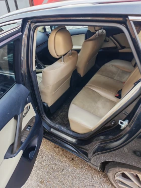 Toyota Avensis 2.0 124кс д4д, снимка 10