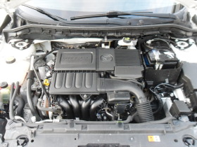 Mazda 3 1, 6i-KLIMATIK-БЯЛА ПЕРЛА -FACE, снимка 15 - Автомобили и джипове - 42250730