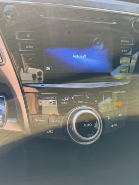     Toyota Prius Prius+ 