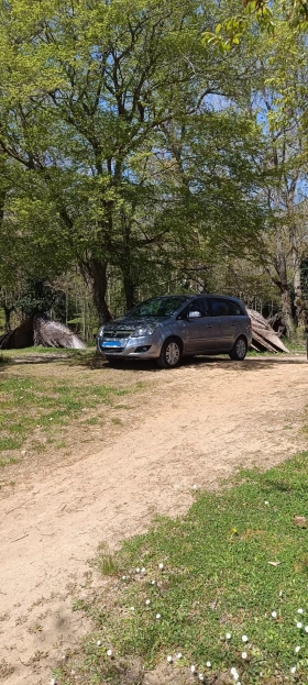  Opel Zafira