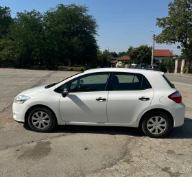 Обява за продажба на Toyota Auris 1.33 Facelift ~11 800 лв. - изображение 1 | Auto.bg Обява за продажба на Toyota Auris 1.33 Facelift ~11 800 лв. - изображение 1