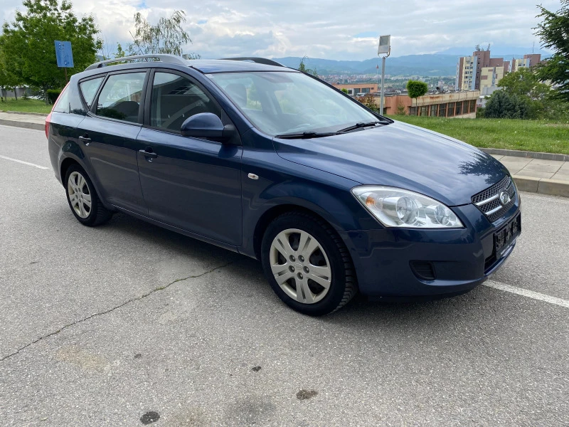 Kia Ceed 1.4 90 Benzin, снимка 1 - Автомобили и джипове - 47567700