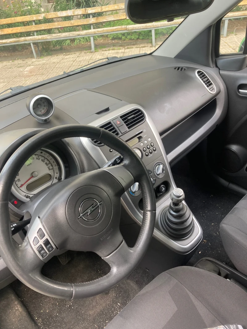 Opel Agila, снимка 6 - Автомобили и джипове - 47393141