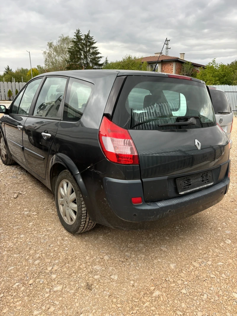 Renault Grand scenic 1.9 7местен, снимка 4 - Автомобили и джипове - 47467705