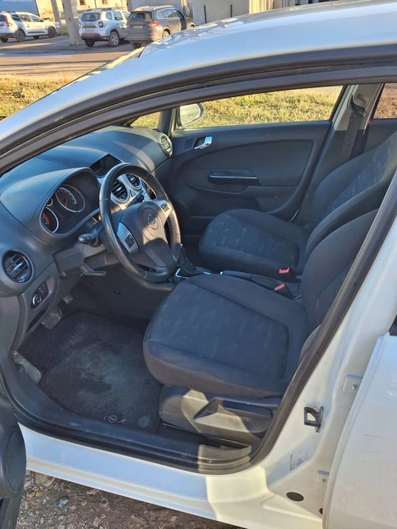 Opel Corsa, снимка 13 - Автомобили и джипове - 48971140