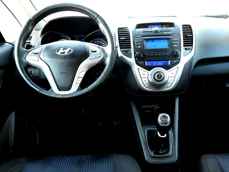 Hyundai Ix20 1.4CRDI-90кс-EURO-5A ! ! ! , снимка 12 - Автомобили и джипове - 48896036