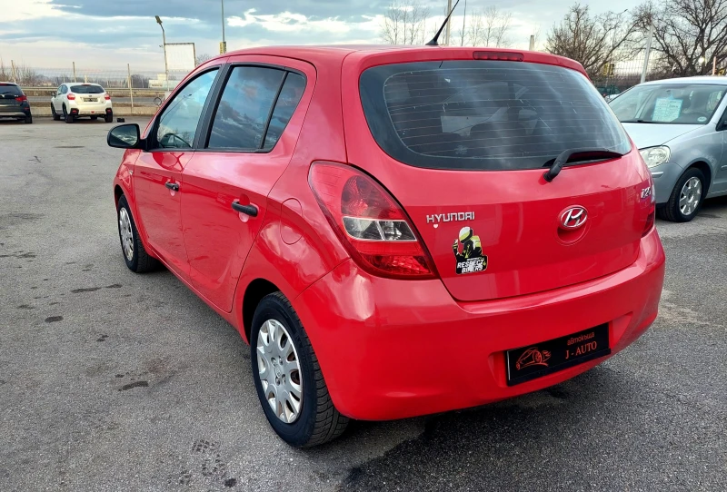 Hyundai I20 1.3i ГАЗ КЛИМА, снимка 5 - Автомобили и джипове - 48901032