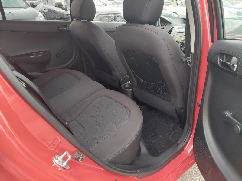 Hyundai I20 1.3i ГАЗ КЛИМА, снимка 10 - Автомобили и джипове - 48901032