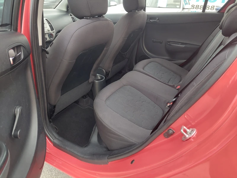 Hyundai I20 1.3i ГАЗ КЛИМА, снимка 9 - Автомобили и джипове - 48901032