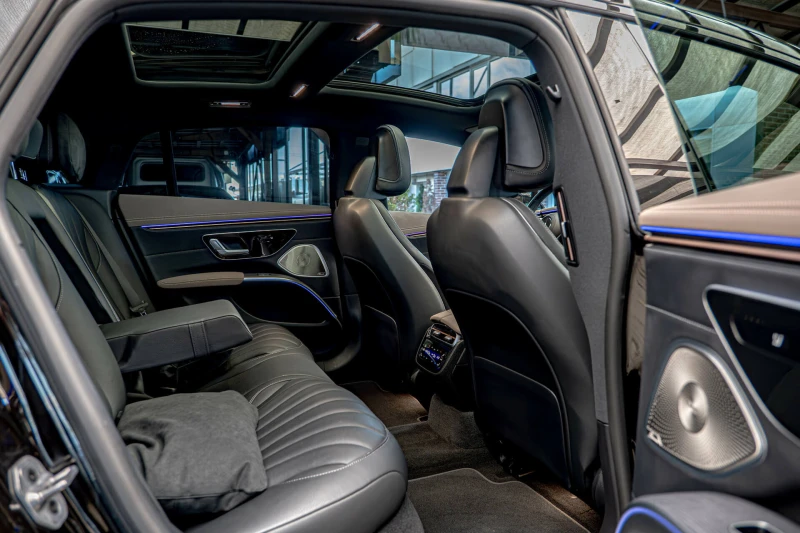 Mercedes-Benz EQS 450+ /Burmester/Подгрев/AirMatic/Virtual/AmbientPl, снимка 9 - Автомобили и джипове - 50339720